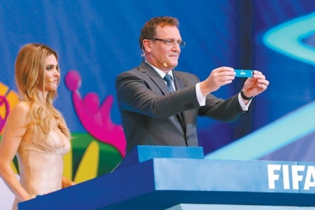 ¿Trampa en el Sorteo de la FIFA para Brasil 2014?